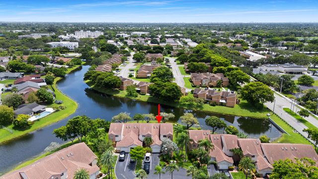 8211 NW 70th Street, Tamarac, FL 33321