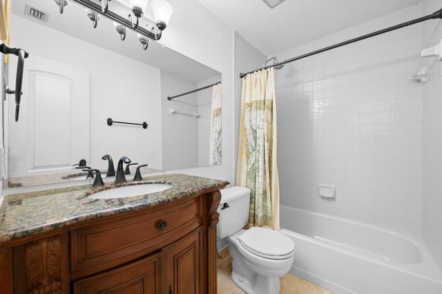8211 NW 70th Street, Tamarac, FL 33321