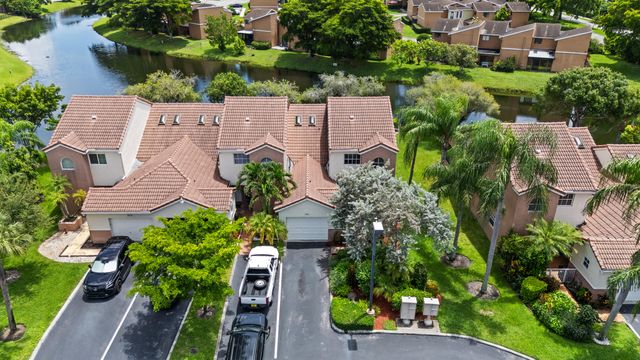 8211 NW 70th Street, Tamarac, FL 33321