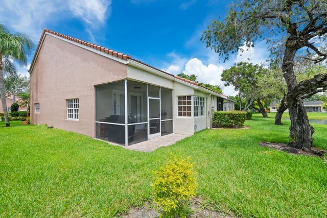 8211 NW 70th Street, Tamarac, FL 33321