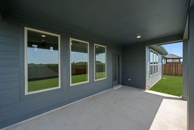 2409 Rams Horn Drive, Waxahachie, TX 75167