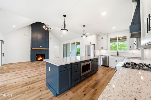 401 Bulldog Miller Road, Jonesborough, TN 37659