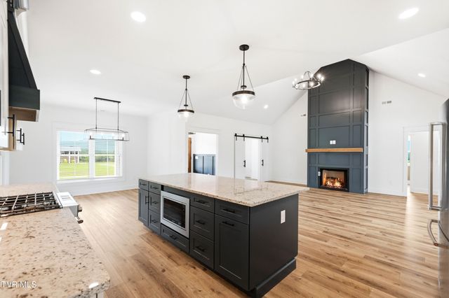 401 Bulldog Miller Road, Jonesborough, TN 37659
