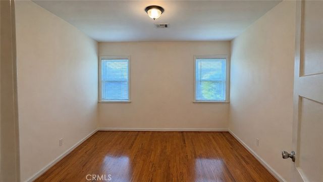 2569 N Brighton Street, Burbank, CA 91504