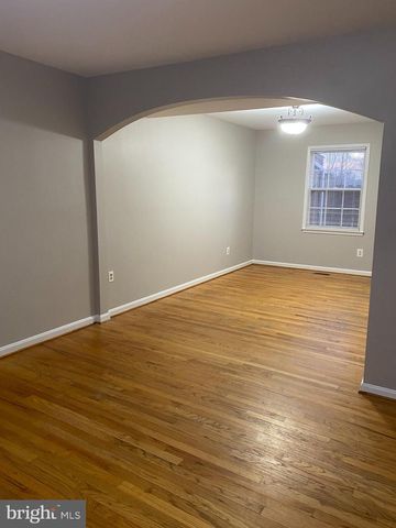 8326 GLASTONBURY CT, Annandale, VA 22003