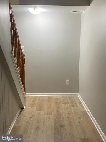 8326 GLASTONBURY CT, Annandale, VA 22003