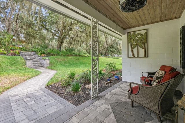 1476 SPRING LAKE ROAD, Fruitland Park, FL 34731
