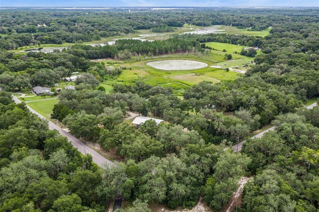 1476 SPRING LAKE ROAD, Fruitland Park, FL 34731