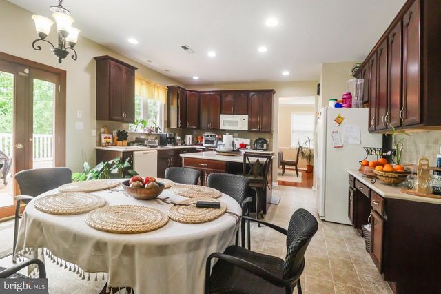 17 HILLSIDE DR, Woolwich Township, NJ 08085
