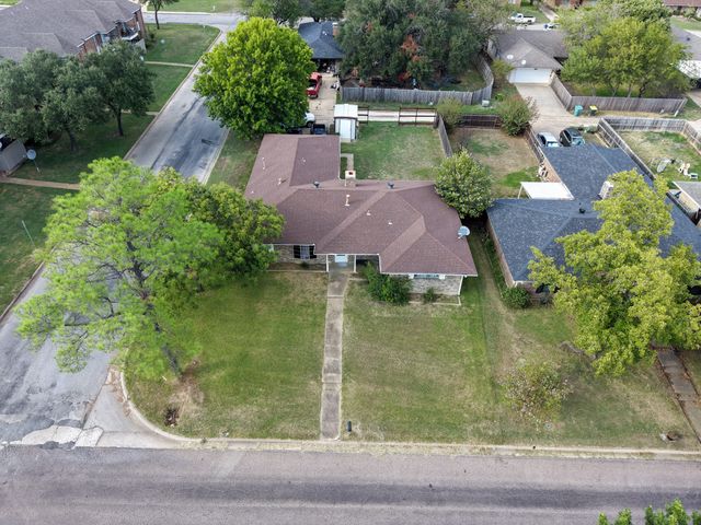1839 W Taylor Street, Sherman, TX 75092