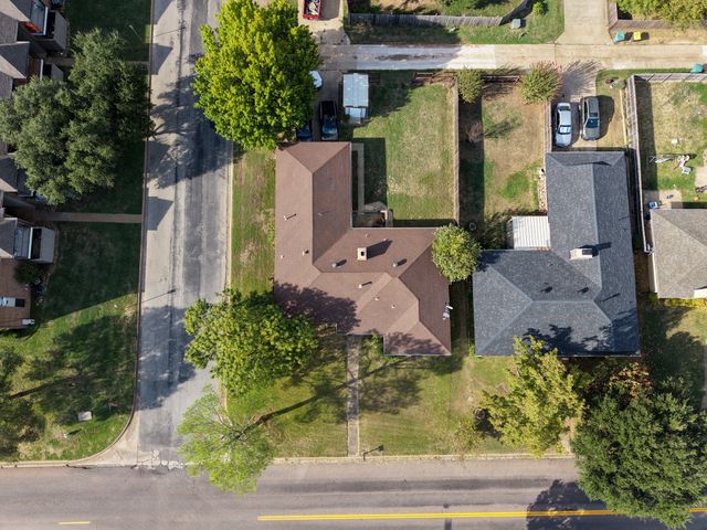 1839 W Taylor Street, Sherman, TX 75092