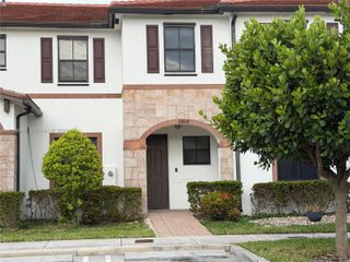10606 W 33rd Way 10606, Hialeah, FL 33018
