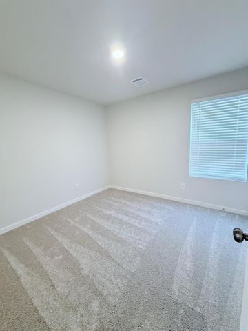 8011 Heroes Hall Drive, Magnolia, TX 77354