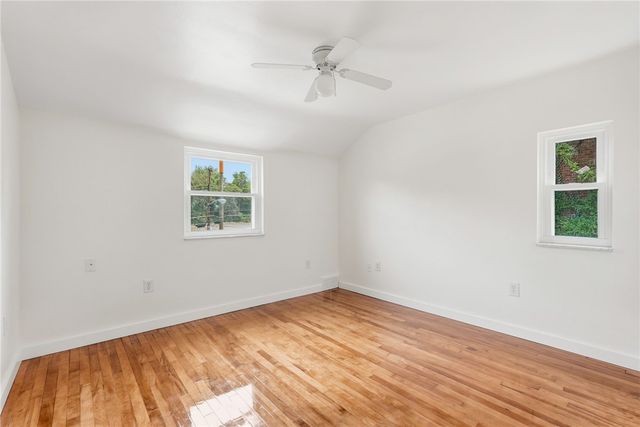 1204 Mifflin Rd, Lincoln Place, PA 15207