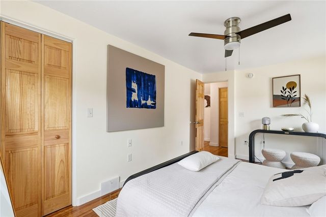 1204 Mifflin Rd, Lincoln Place, PA 15207