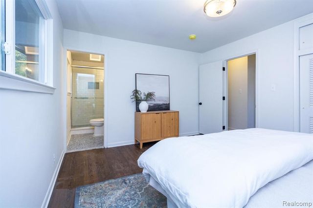 19332 Beverly Road, Beverly Hills, MI 48025