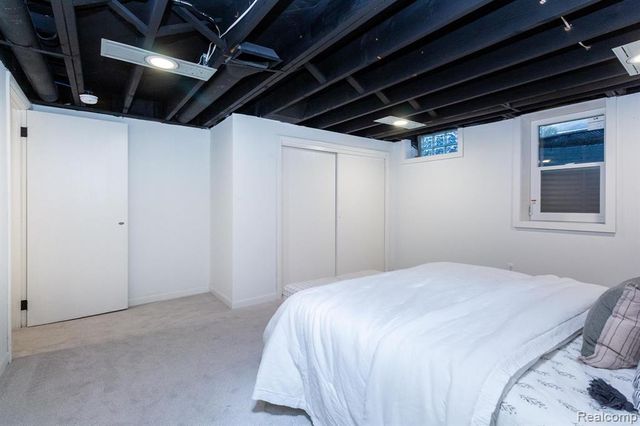 19332 Beverly Road, Beverly Hills, MI 48025