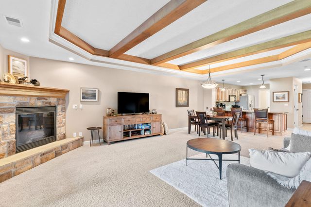 250 Lakewood Drive 5205, Hollister, MO 65672