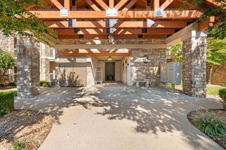 250 Lakewood Drive, 5205, Hollister, MO 65672