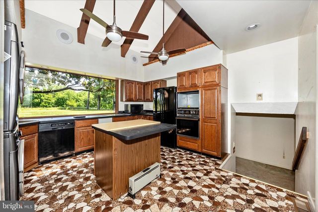 18810 WASCHE RD, Dickerson, MD 20842
