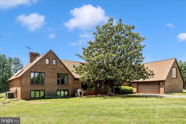 18810 WASCHE RD, Dickerson, MD 20842