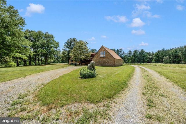18810 WASCHE RD, Dickerson, MD 20842