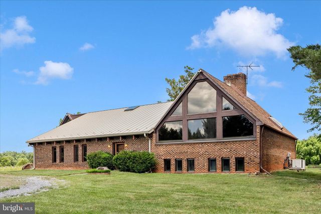 18810 WASCHE RD, Dickerson, MD 20842