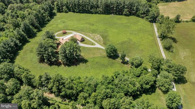 18810 WASCHE RD, Dickerson, MD 20842