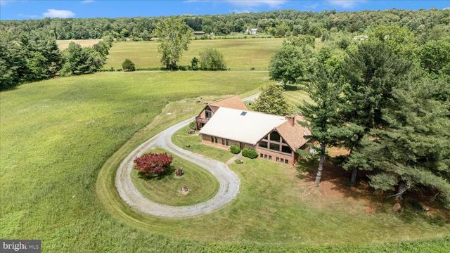 18810 WASCHE RD, Dickerson, MD 20842