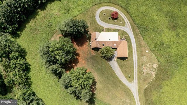 18810 WASCHE RD, Dickerson, MD 20842