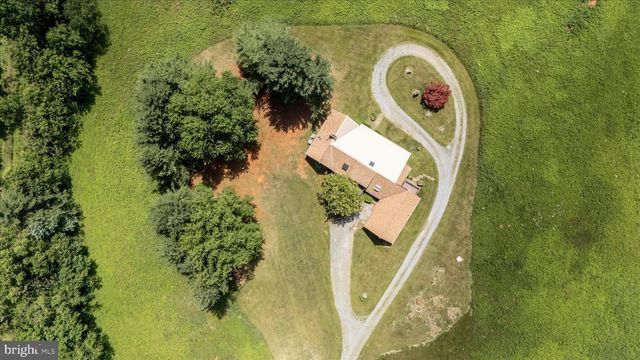 18810 WASCHE RD, Dickerson, MD 20842