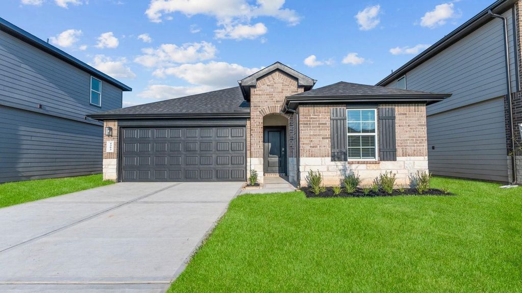 3826 Matias River Ct, Fulshear, TX 77441