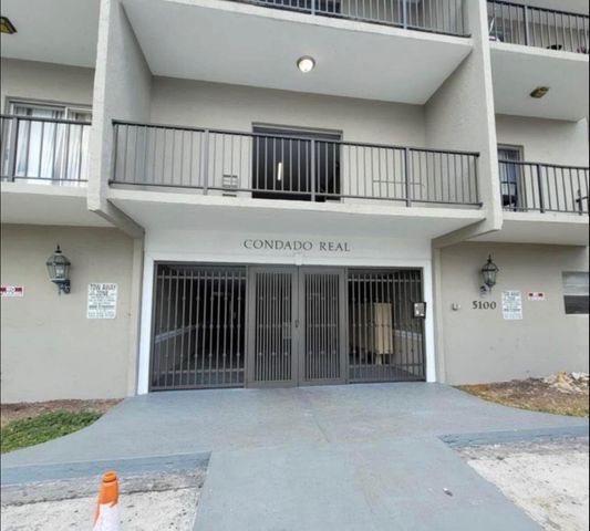5100 SW 41ST Street 206, Hollywood, FL 33023