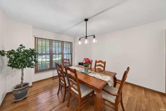 51700 Deer Trail Drive, Granger, IN 46530