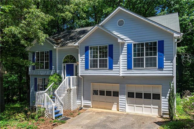 6715 Dogwood Point Lane, Tucker, GA 30084