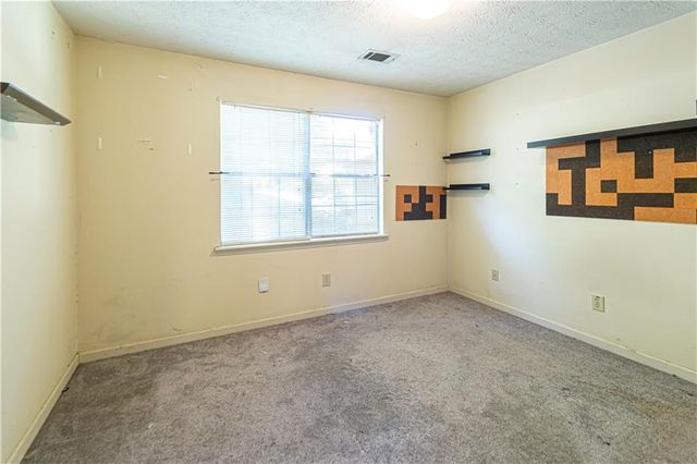 6715 Dogwood Point Lane, Tucker, GA 30084