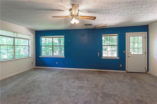 6715 Dogwood Point Lane, Tucker, GA 30084