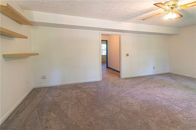6715 Dogwood Point Lane, Tucker, GA 30084