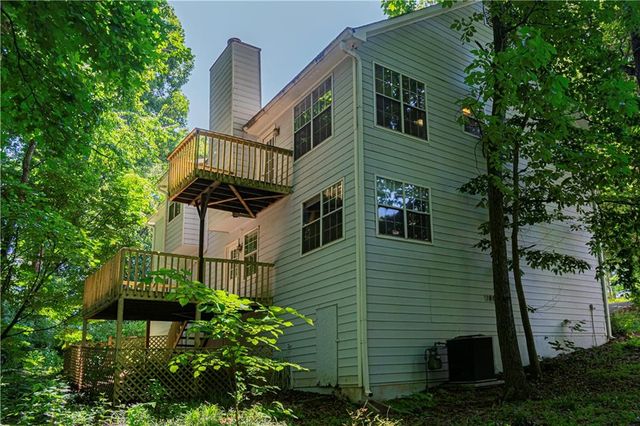 6715 Dogwood Point Lane, Tucker, GA 30084