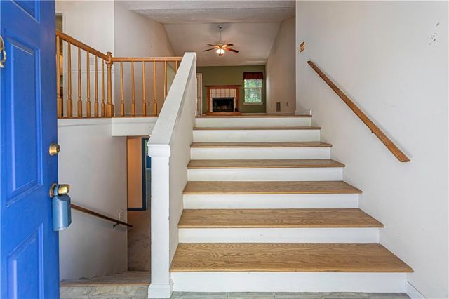 6715 Dogwood Point Lane, Tucker, GA 30084