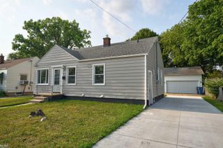 3922 Hogarth Avenue, Flint, MI 48532