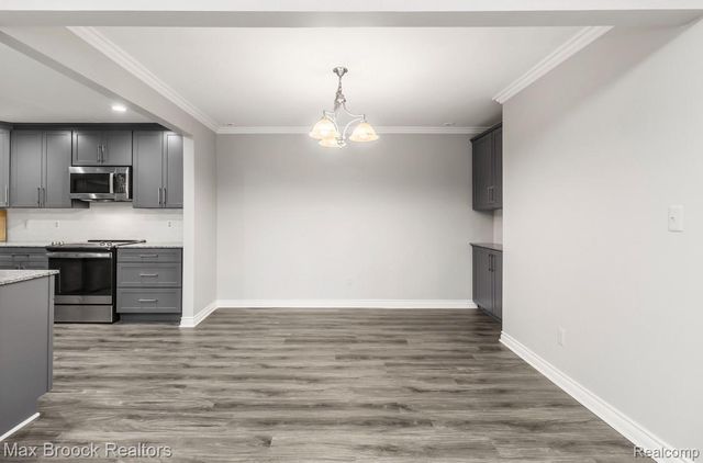 1113 N Old Woodward Avenue 46, Birmingham, MI 48009