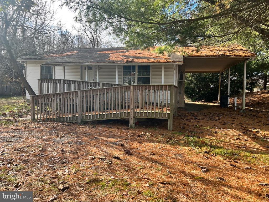 1506 MCKEE RD, Dover, DE 19904