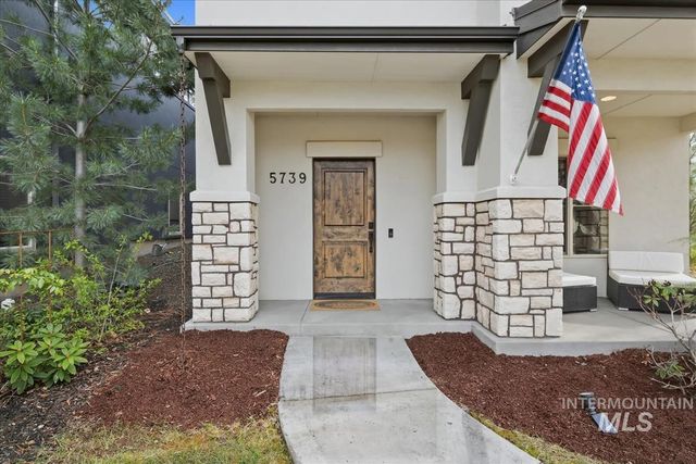 5739 W Hidden Springs Dr., Boise, ID 83714
