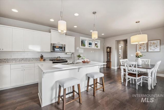 5739 W Hidden Springs Dr., Boise, ID 83714
