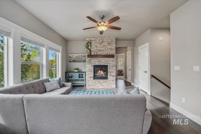 5739 W Hidden Springs Dr., Boise, ID 83714