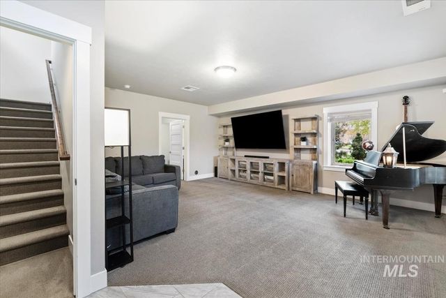 5739 W Hidden Springs Dr., Boise, ID 83714