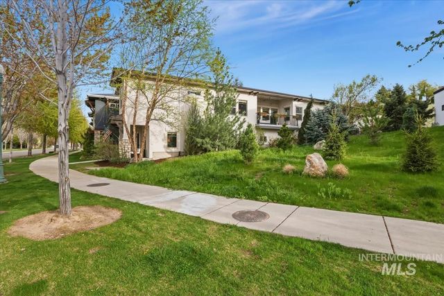 5739 W Hidden Springs Dr., Boise, ID 83714