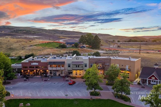 5739 W Hidden Springs Dr., Boise, ID 83714