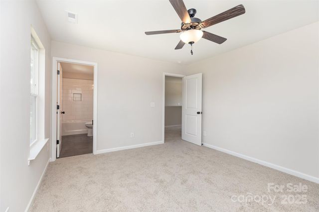 2063 Sadler Woods Lane, Charlotte, NC 28214